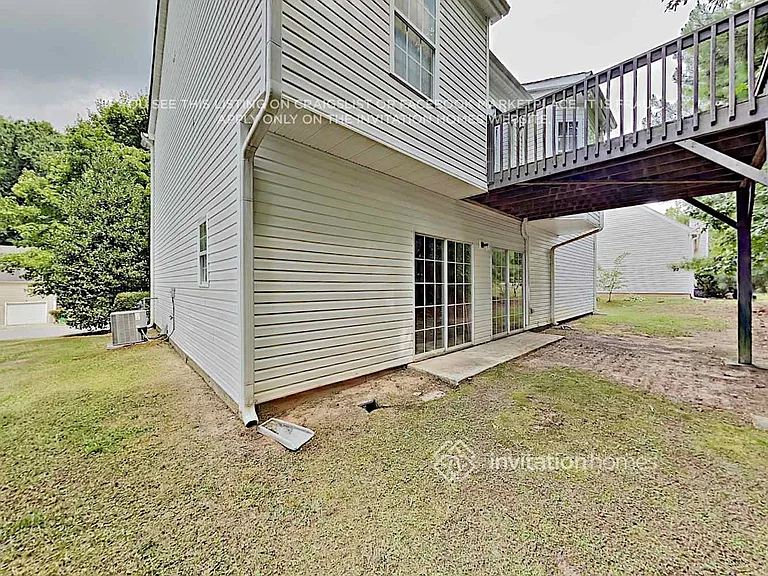 5750 Newnan Cir — Photo 19