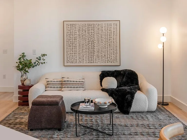 Verge Residences — Photo 47