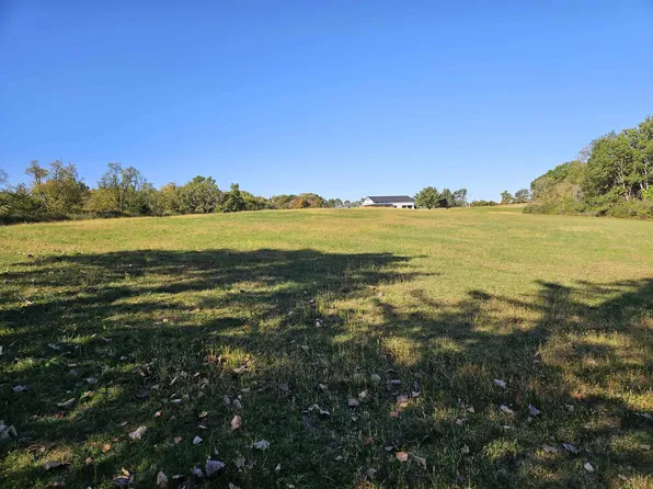 26-4 Wynwood Ct, Lanark, IL 61046