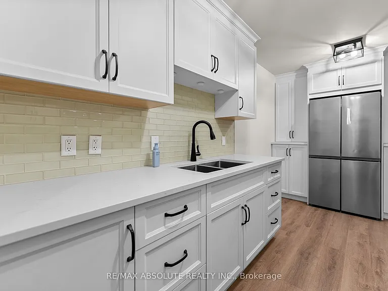 85 Edey St #2A — Photo 17