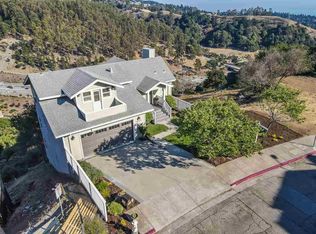 6722 Charing Cross Rd, Berkeley, CA 94705