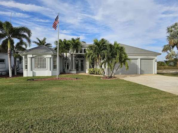 3119 Diplomat Pkwy W, Cape Coral, FL 33993