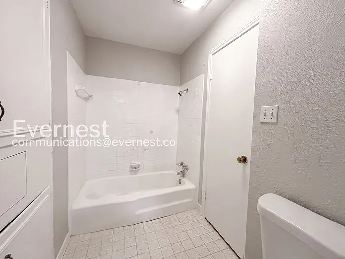 4919 Lingonberry St — Photo 18