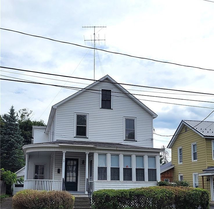 1st image of 13 Spencer St