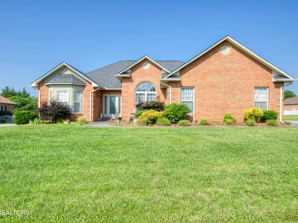 1731 Hollister Dr, Alcoa, TN 37701