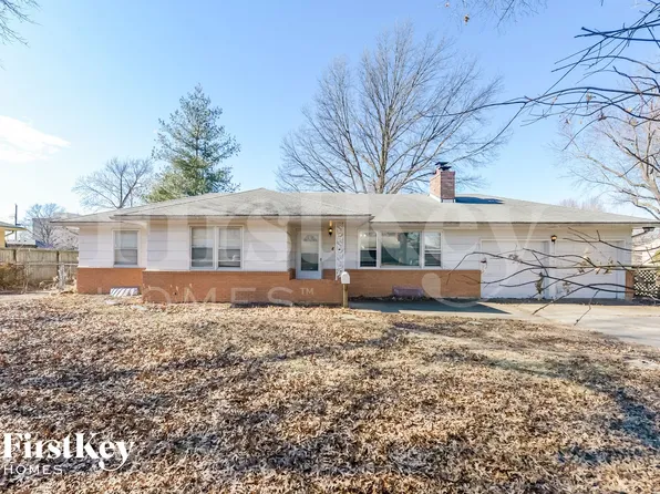 6140 Hunter St, Raytown, MO 64133