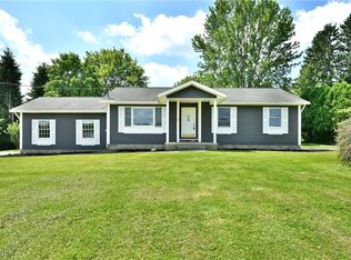 5990 Stewart Sharon Rd, Hubbard, OH 44425