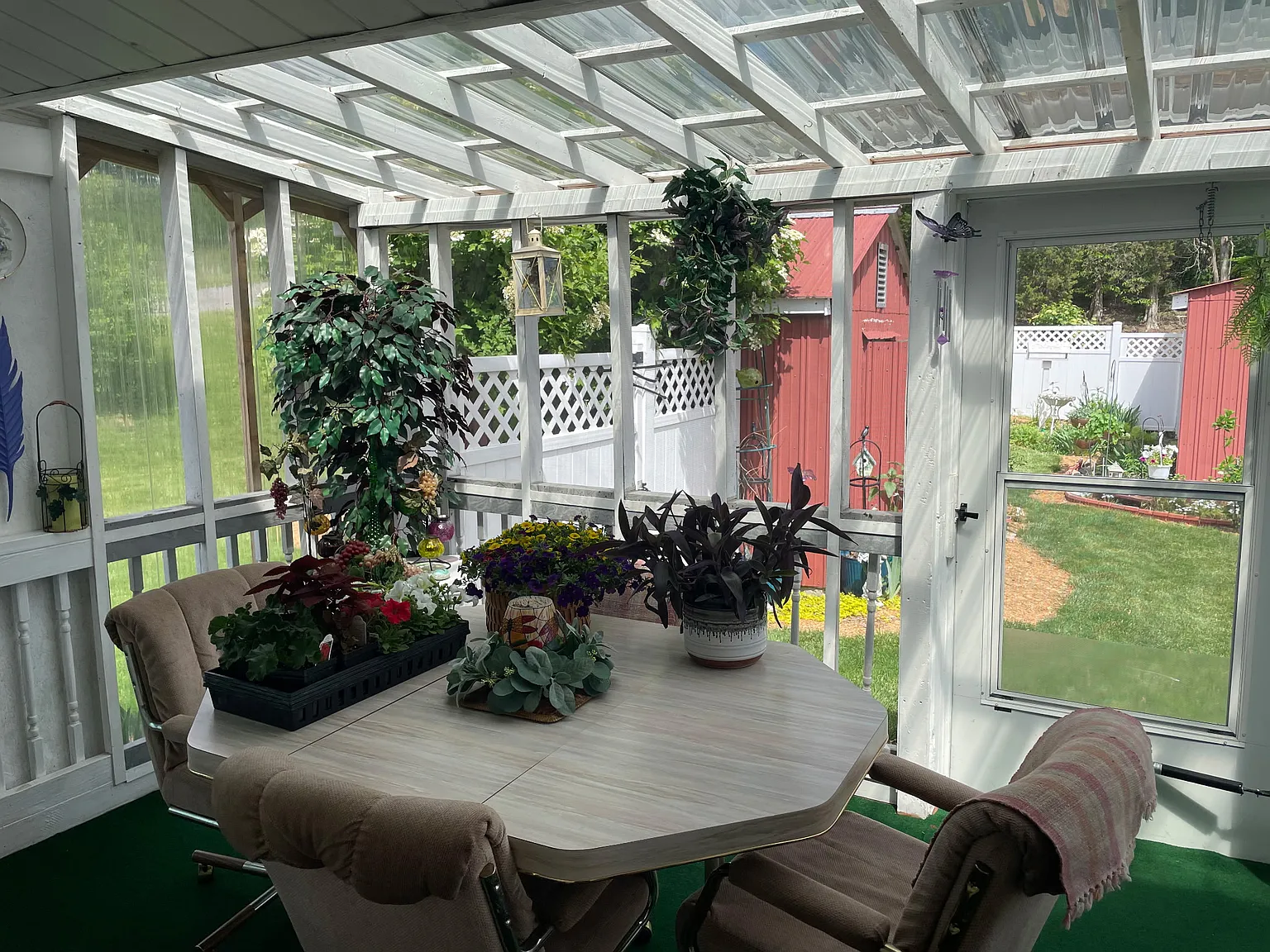 3 bed, 1.5 bath, 1144 sqft, $1,750 — Photo 3