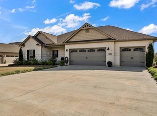 1804 SE Meadowbrook Dr, Cullman, AL 35055