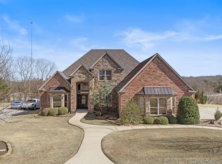 610 Sundance Dr, Ardmore, OK 73401