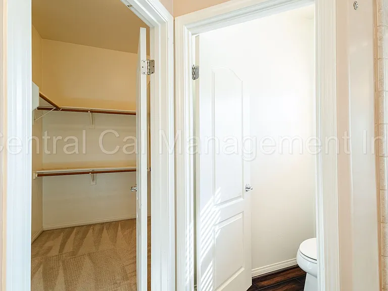 10713 Alexander Falls Ave — Photo 16