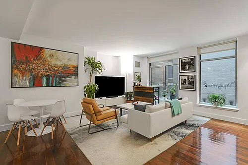 21 E 1st St #301 Photo 1