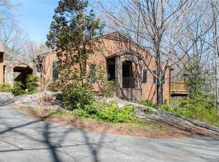 8805 Dapple Grey Rd, Oak Ridge, NC 27310