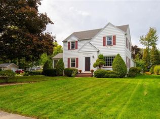 181 Varinna Dr, Rochester, NY 14618