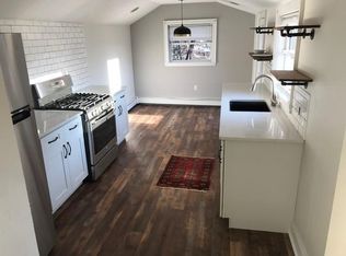 49 Essex St #2, Beverly, MA 01915