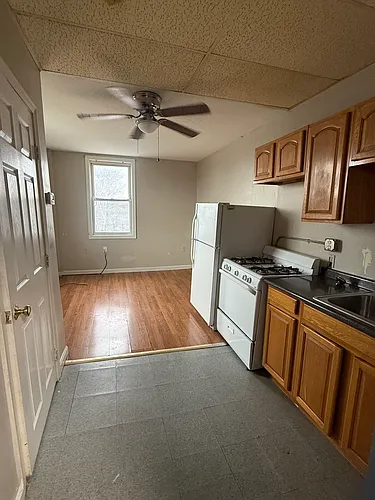 109 Arnold St Photo 1