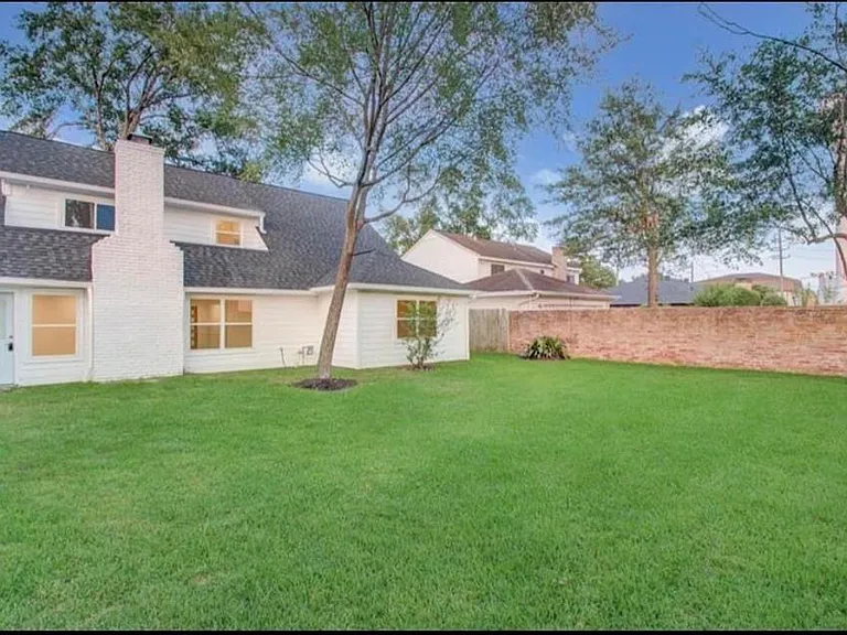 17211 Rolling Creek Dr — Photo 14