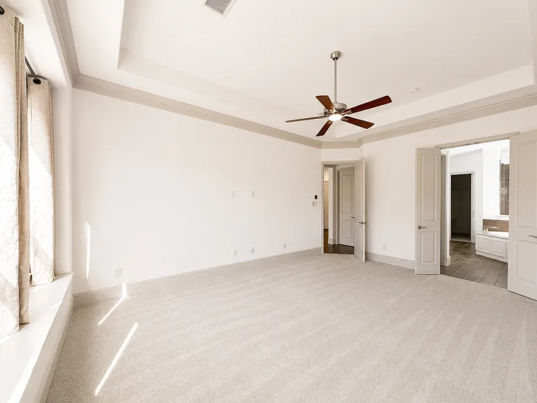 2042 Farmhouse Way — Photo 17