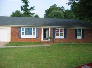 116 Choyce St, Lexington, NC 27295