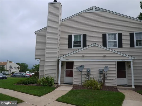1201 Danielle Dr, Frederick, MD 21703