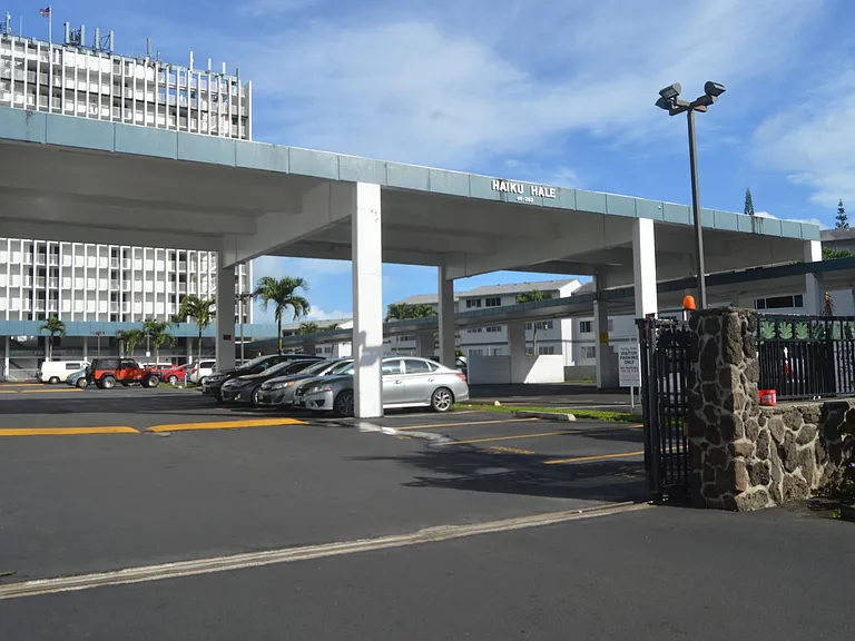 46-283 Kahuhipa St #C403 — Photo 2