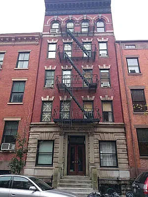 Rented by J PRESTON AND ASSOCIATES INC | media 16