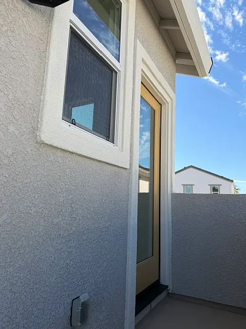 1 bed, 500 sqft, $1,700 — Photo 3