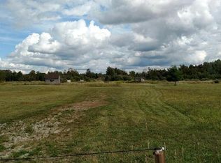 2458 N Three Rivers Rd, Gladwin, MI 48624