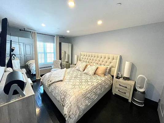 Rented by Keller Williams NYC | media 4