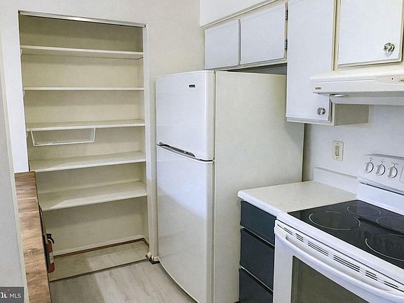 4th image of 8382 Brockham Dr APT F