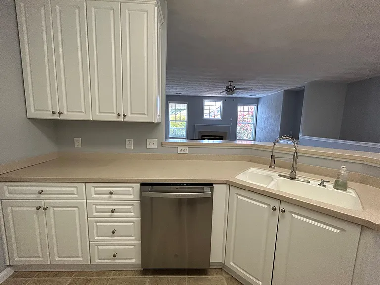 304 Troon Ct — Photo 14