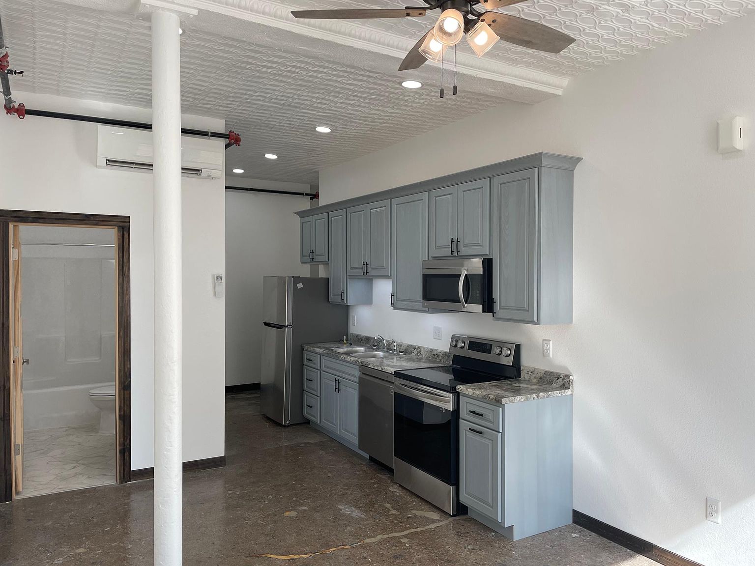 411 4th St 3, Brookings, SD 57006 Zillow