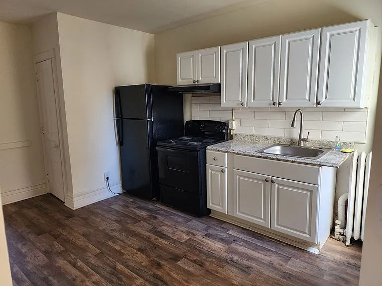 814 W Washington St #2 — Photo 3