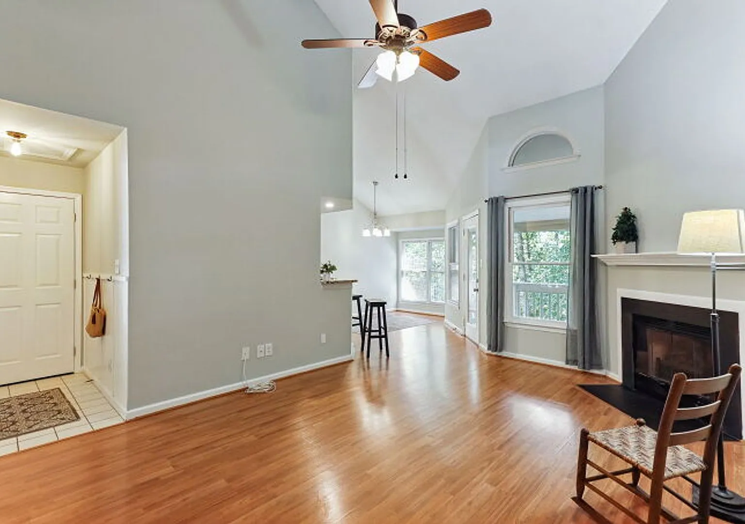Fantastic 2BD/2BA Condo in Cary near RTP! — Photo 3