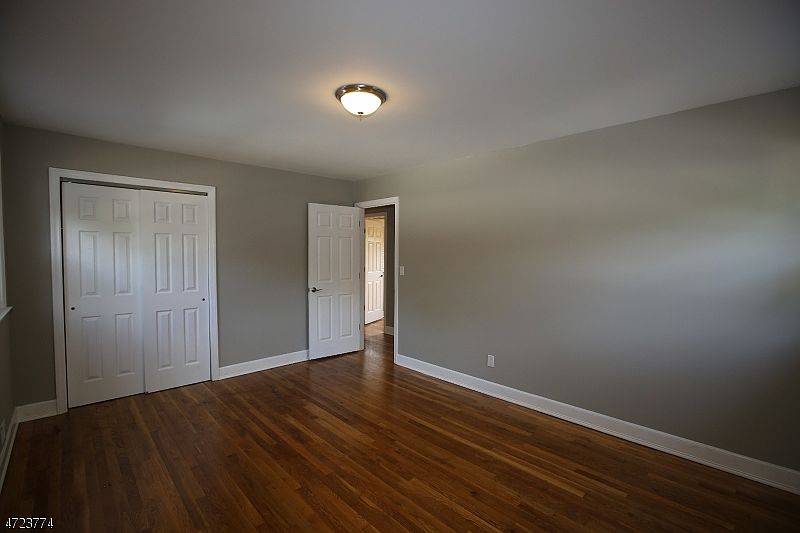 2nd image of 200 Jensen Ave