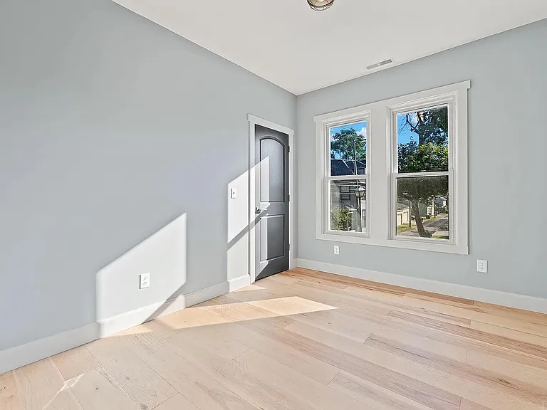 1118 Rockhill St — Photo 21