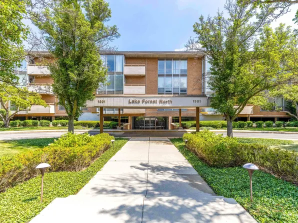 1301 N Western Ave Unit 106, Lake Forest, IL 60045