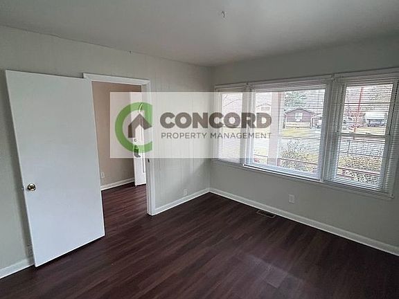 5th image of 1904 Rayston Dr
