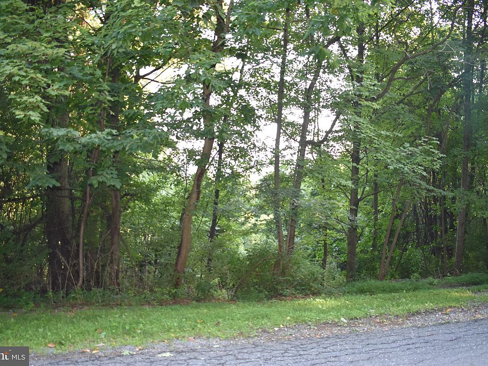 1st image of Evergreen Dr