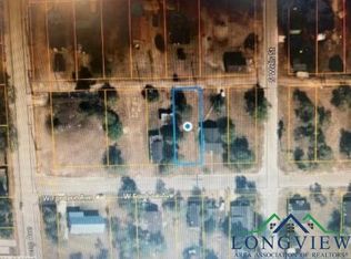 191 County Road 3332, De Berry, TX 75639