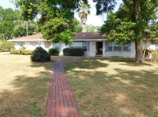 1811 Parkwood Dr, Valrico, FL 33594