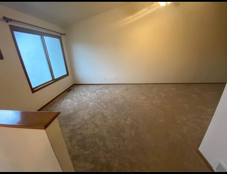 1328 Chestnut St — Photo 3
