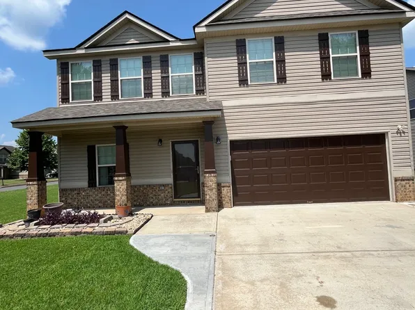 411 Alachua St, Byron, GA 31008