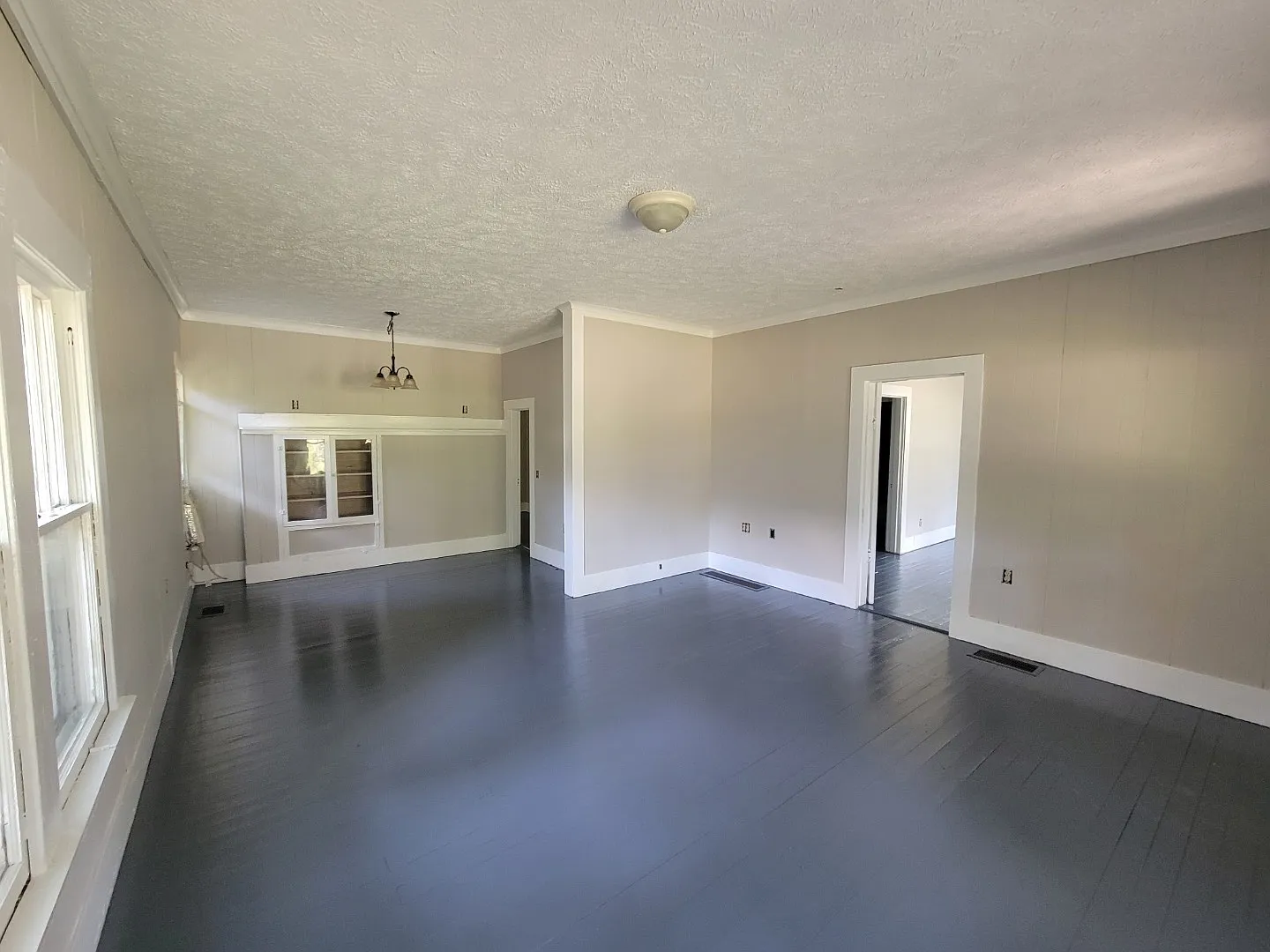 269 W. Forest Ave. - 1 — Photo 3