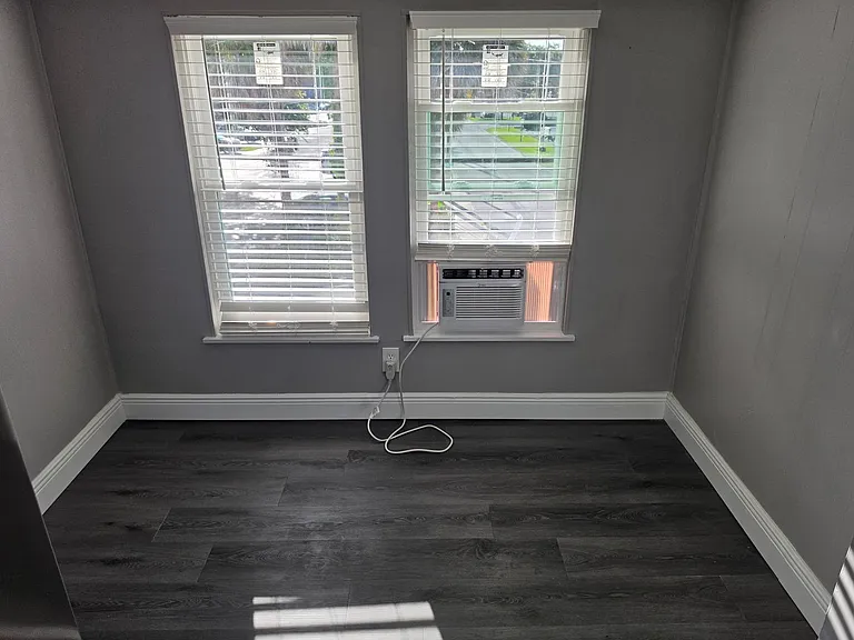 202 Luella Ct — Photo 37
