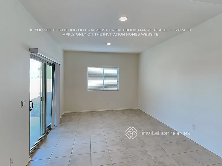 18099 N Lakeside Ct — Photo 7