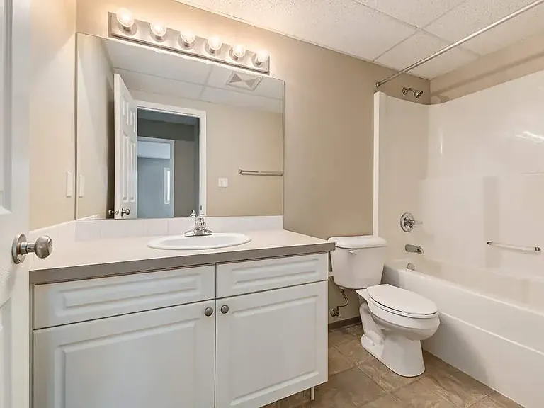 68 Cypress Way SE — Photo 16
