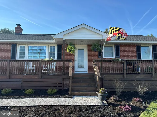 5232 Freter Rd, Sykesville, MD 21784