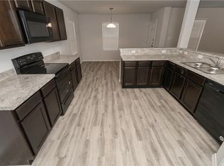 1013 Rice Dr, Bryan, TX 77803