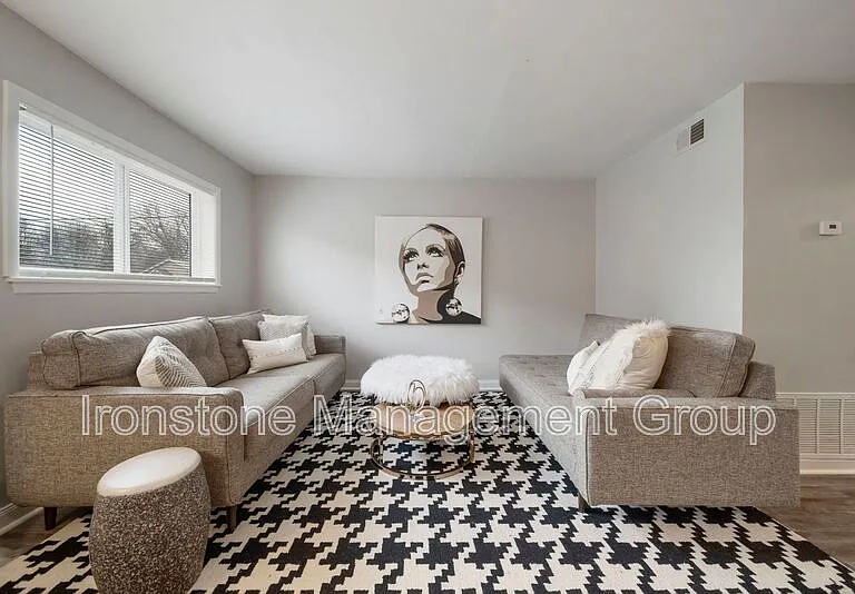3636 S Indianapolis Ave #2 — Photo 11
